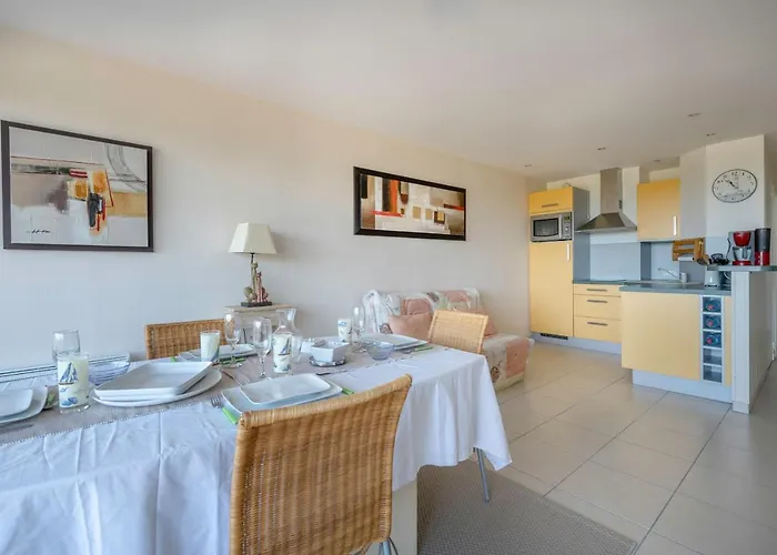 아파트 Face Pour 4 A Brevin